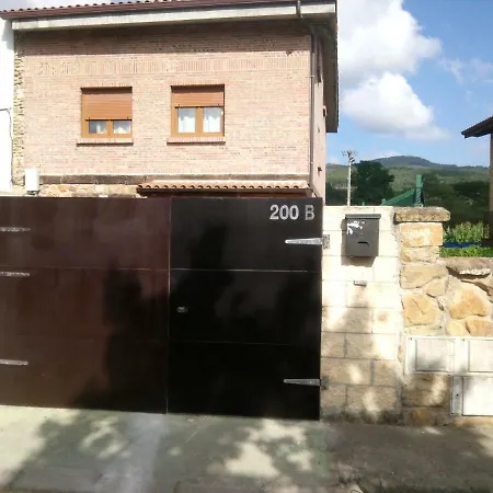 Holiday home Helguera *